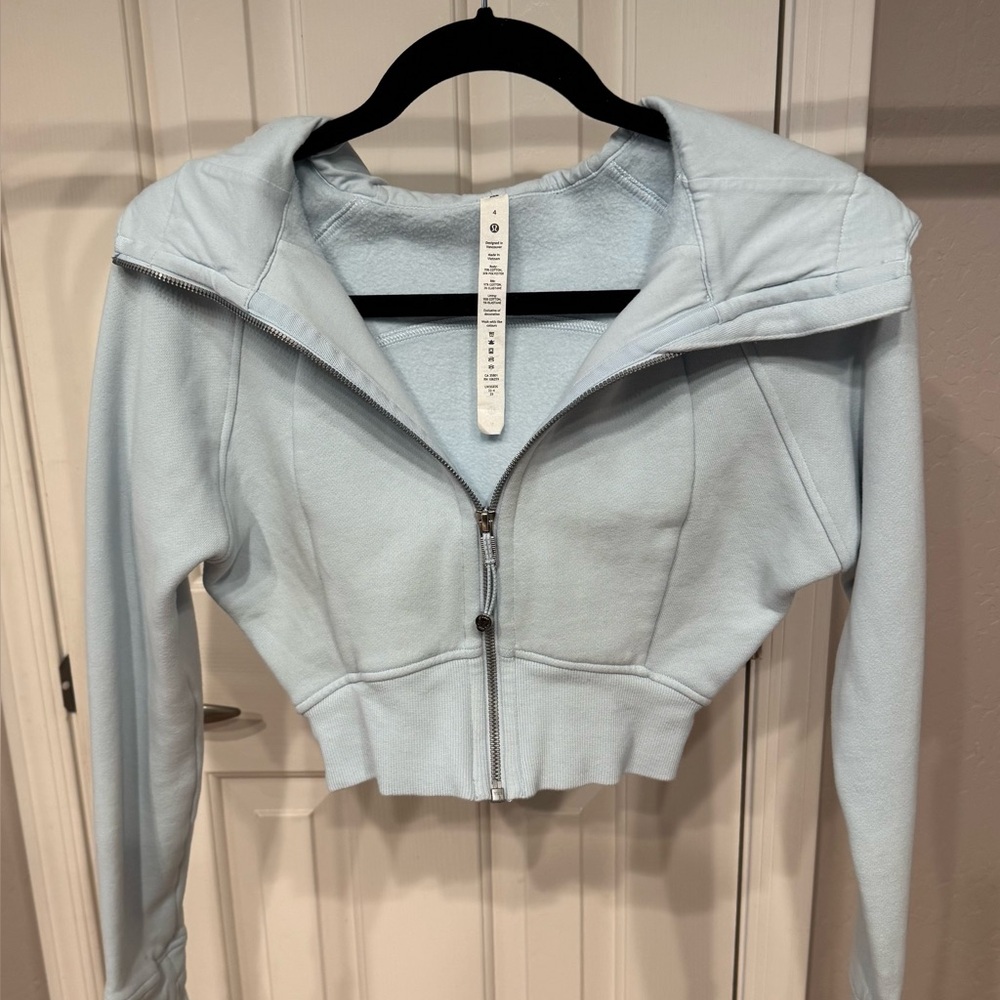 Lululemon Scuba full zip cropped hoodie.  Sky Blue Zip-Up Hoodie size 4